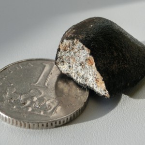 nalezený meteorit; foto: Pavel Spurný, AsÚ AV ČR